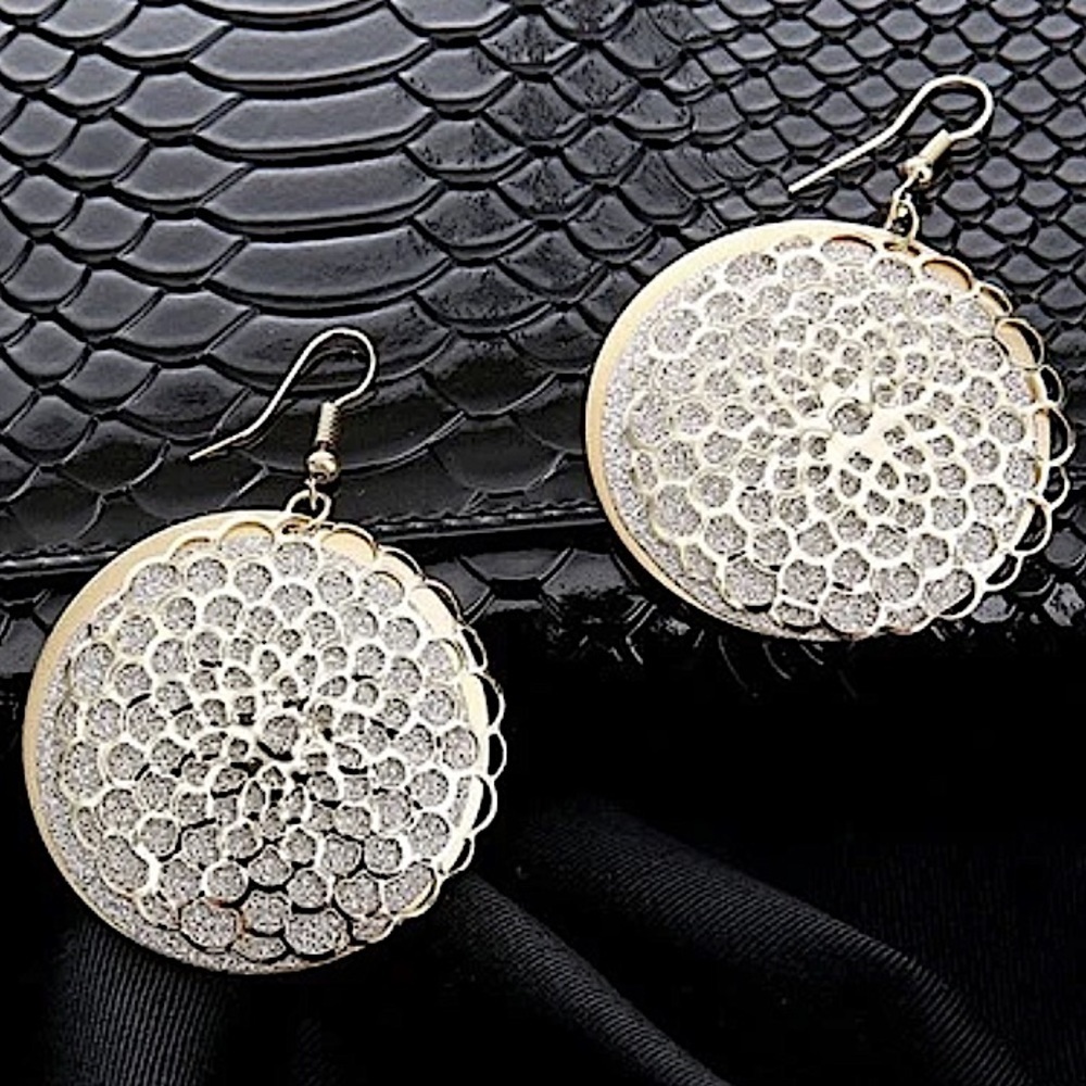 Gold Round Cut-Out Sparkly Disc Fashion Earrings